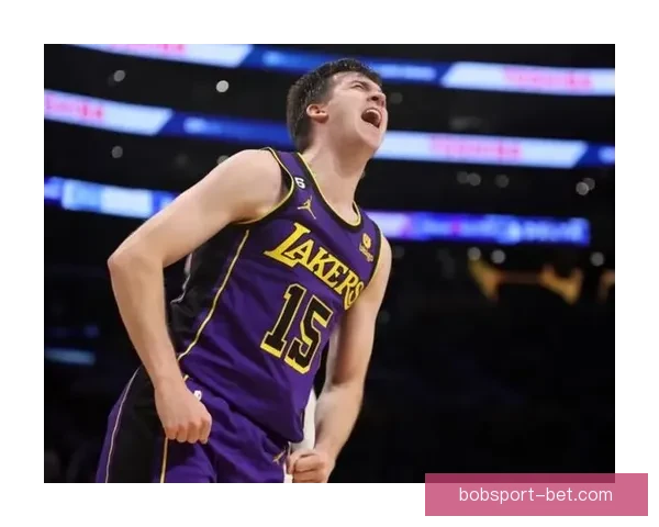 里夫斯腹斜肌二级受伤治疗方案及湖人季后赛潜在轮换分析