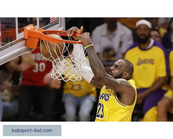 全新詹姆斯惊艳亮相无球终结能力全面升级